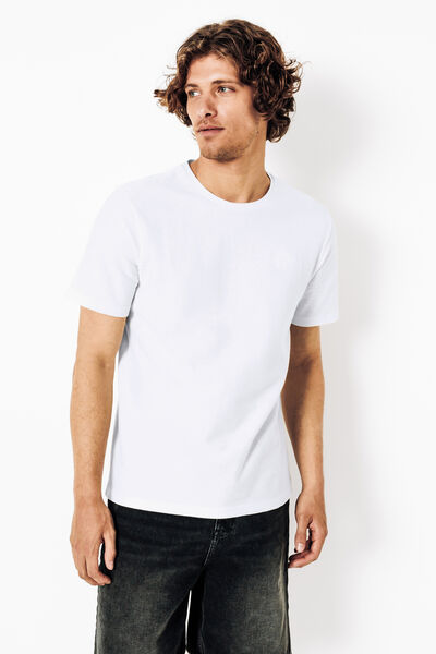Tee shirt brodé matière reliéfée