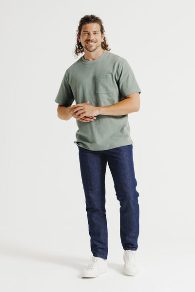 Jean tapered contenant du lin