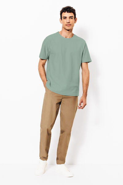 Tee shirt brodé matière reliéfée