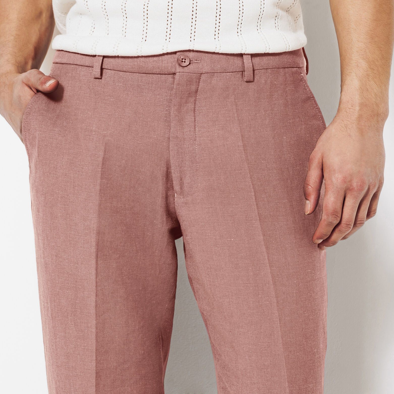Pantalon de costume contenant du lin