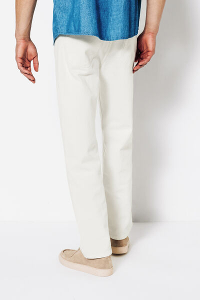 Jean loose